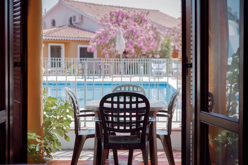 Residence Verde Mare Official Site Тортолі Екстер'єр фото